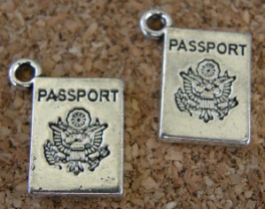 Passeport argenté, 15x10mm excluant l'anneau